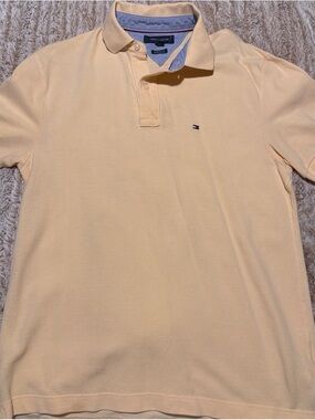 Tommy Hilfiger Men’s Pale Yellow Polo Shirt with Chest Logo